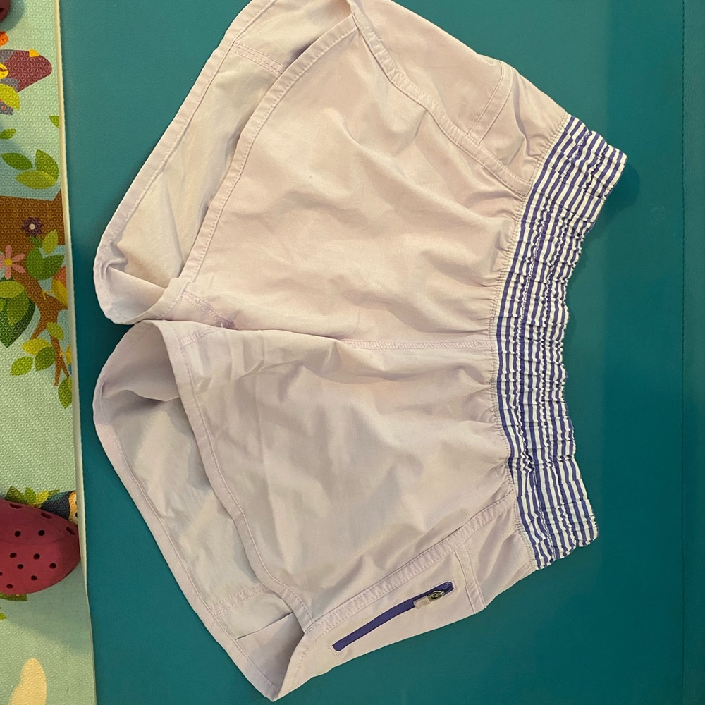 Lululemon athletica shorts size 4 great condition